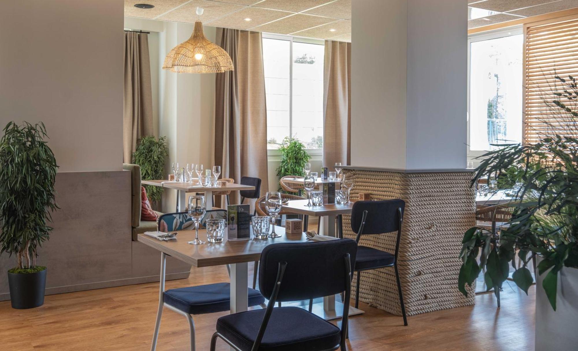 فندق L'Escale Marine, The Originals Relais كروزون المظهر الخارجي الصورة