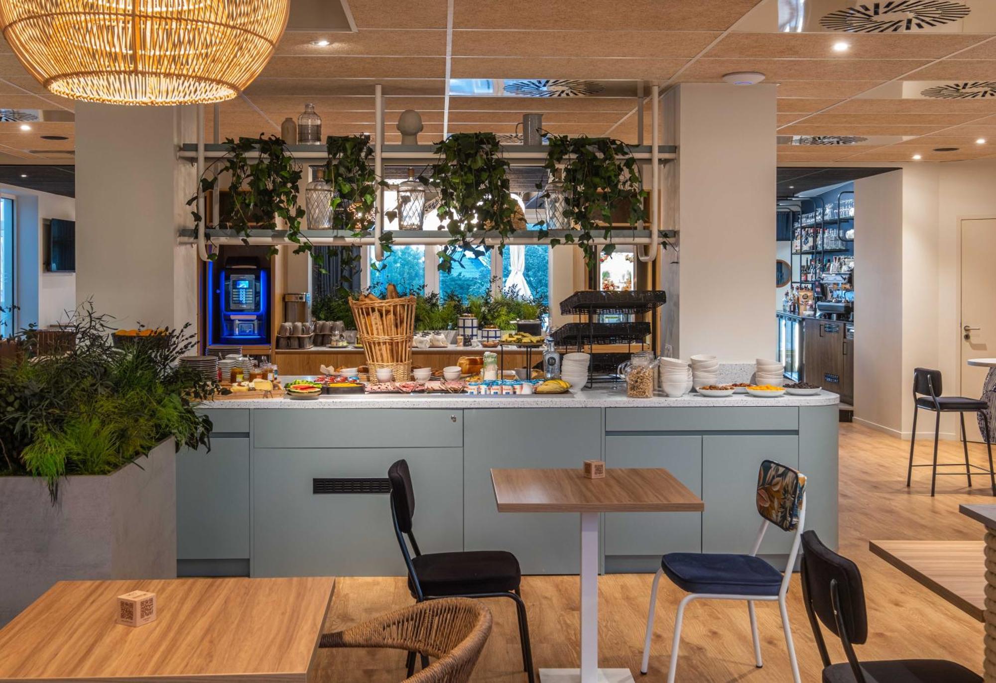 فندق L'Escale Marine, The Originals Relais كروزون المظهر الخارجي الصورة